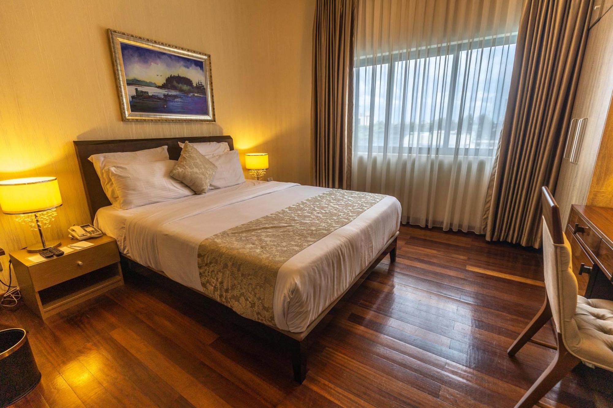 Royal Residences Lagos Luaran gambar